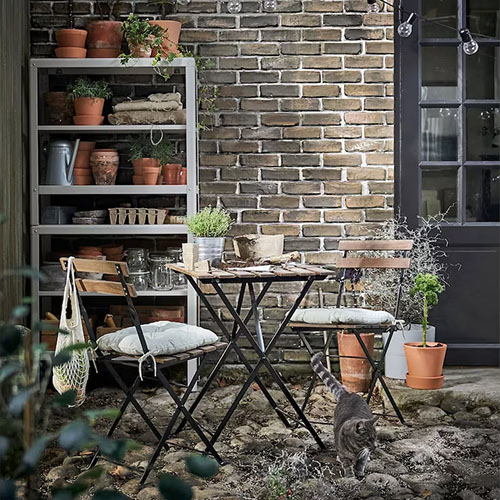 location_table_en_bois_et_chaise_en_bois_ma_guinguette_2