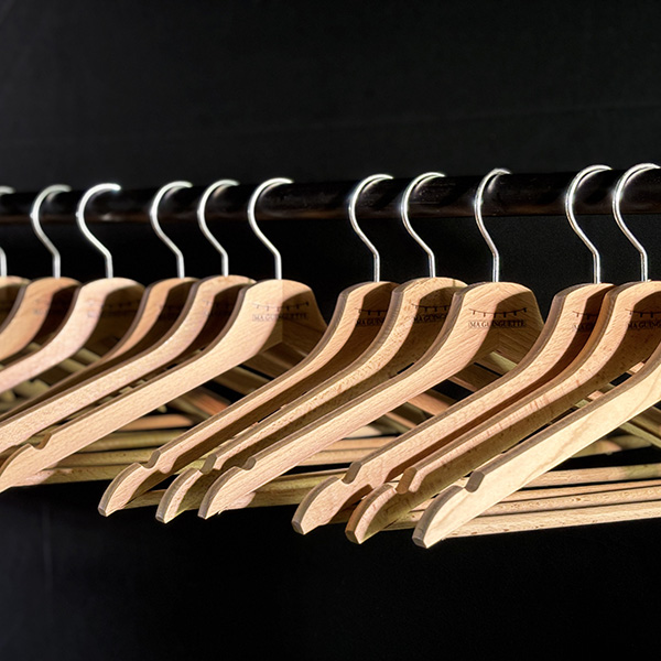 lot_de_30_cintres_produit_ma_guinguette_